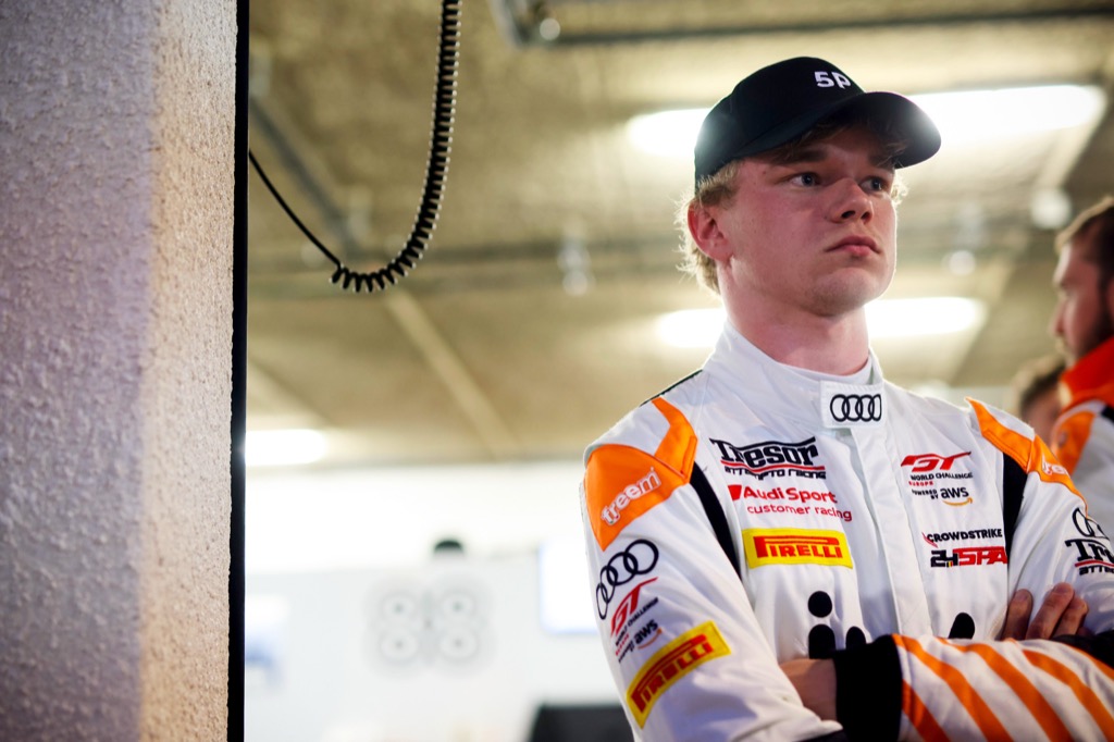 Sebastian Øgaard klar til sprintløb på Brands Hatch.
(Foto: SRO Motorsports Group)
